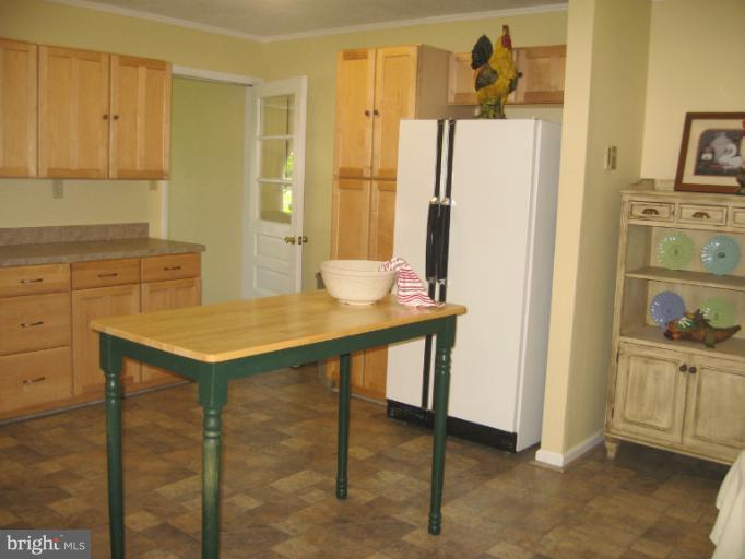 1172 Russell Road Berryville, VA 22611 - Photo 12 of 27 Kitchen