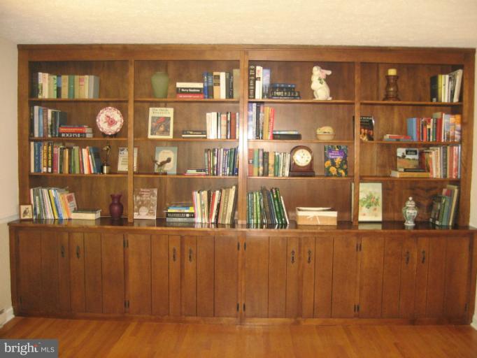 1172 Russell Road Berryville, VA 22611 - Photo 21 of 27 Custom Walnut Bookshelves