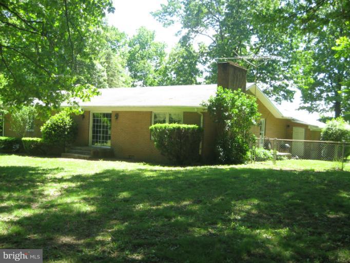 1172 Russell Road Berryville, VA 22611 - Photo 25 of 27 Exterior (Rear)