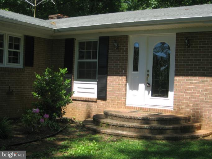 1172 Russell Road Berryville, VA 22611 - Photo 26 of 27 Exterior (Front) Entryway