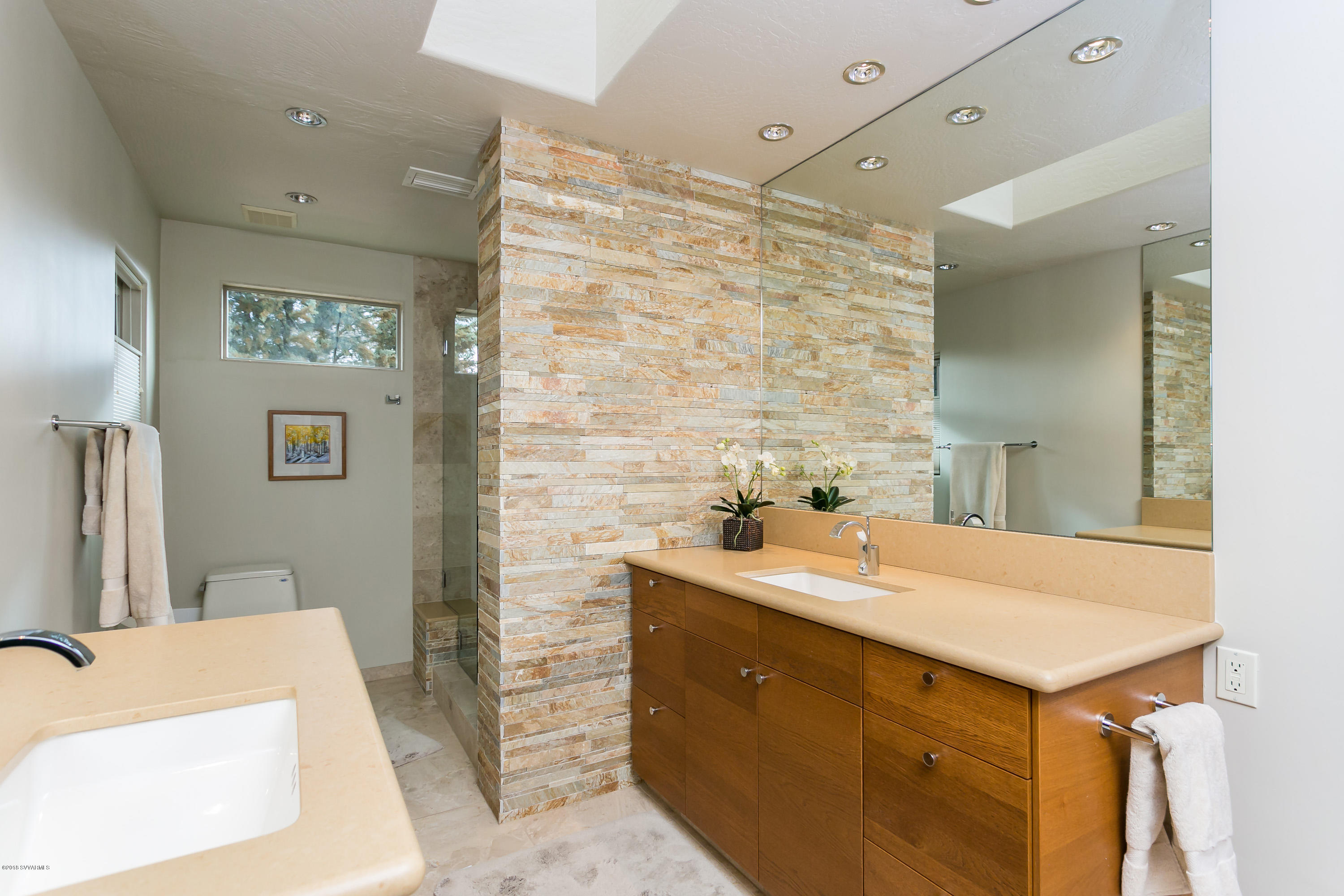 60 Ranch Road Sedona, AZ 86336 - Photo 16 of 38 015_Master Bathroom