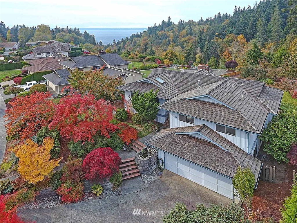 6409 146th Street Southwest Edmonds, WA 98026 - Photo 1 of 25 Gallery Image 1