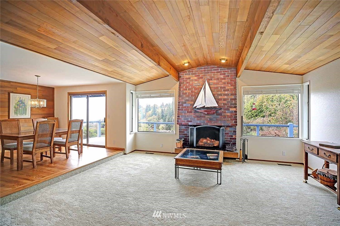 6409 146th Street Southwest Edmonds, WA 98026 - Photo 5 of 25 Gallery Image 5