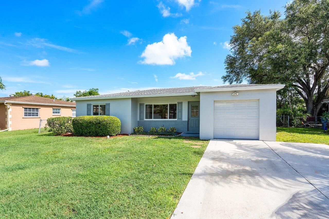 001-10695EmperorStreet-BocaRaton-FL-3342