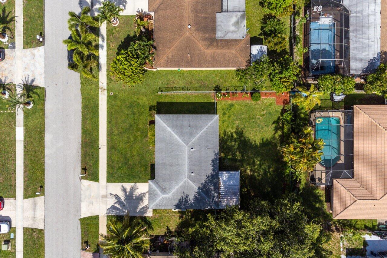 10695 Emperor Street Boca Raton, FL 33428 - Photo 27 of 34 027-10695EmperorStreet-BocaRaton-FL-3342