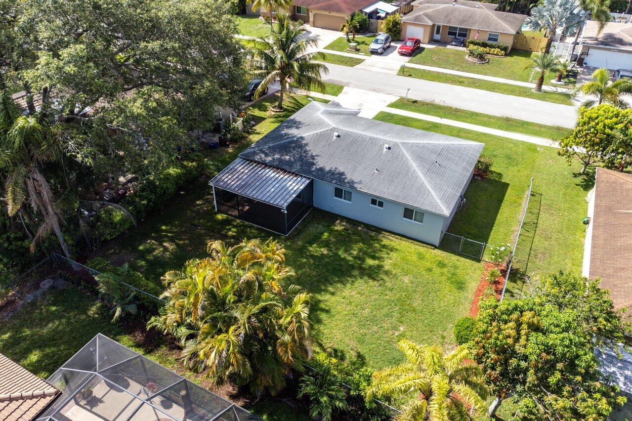 10695 Emperor Street Boca Raton, FL 33428 - Photo 28 of 34 028-10695EmperorStreet-BocaRaton-FL-3342