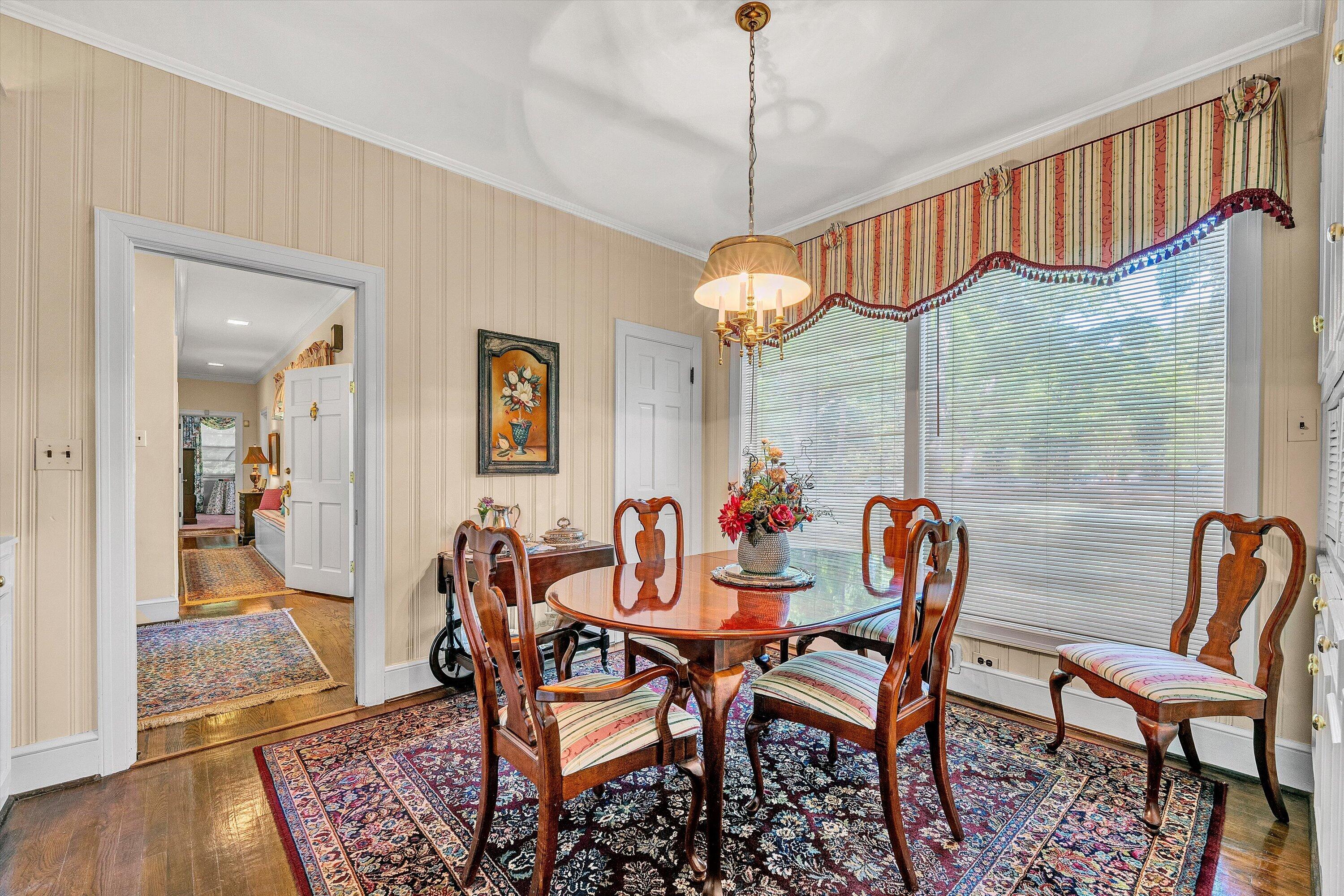 1307 Valley View Road Martinsville, VA 24112 - Photo 12 of 45 12-SGP-82