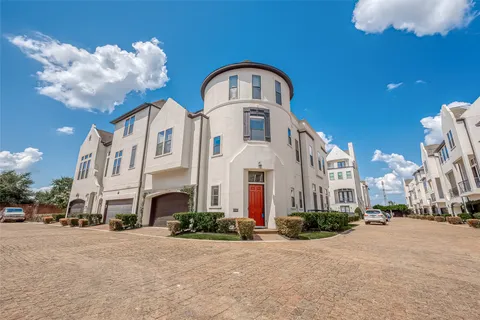 $499,000 | 9940 Woodwind Lane South, Houston, TX 77025