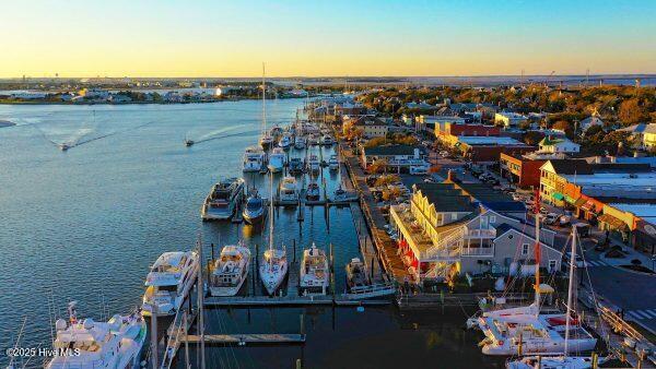 156 Freedom Park Road Beaufort, NC 28516 - Photo 29 of 31 Just 5 minutes away!