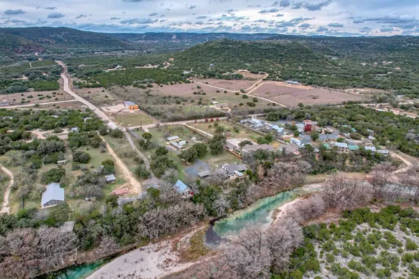 $500,000 | 1189 Cr 350 Concan Tx 78838, Concan, TX 78838