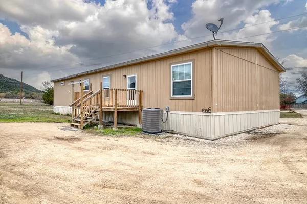 $500,000 | 1189 Cr 350 Concan Tx 78838, Concan, TX 78838