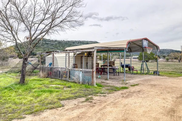 $500,000 | 1189 Cr 350 Concan Tx 78838, Concan, TX 78838