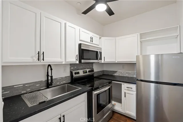 $750,000 | 3108 North Oxnard Boulevard, Oxnard, CA 93036