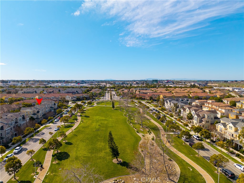 3108 North Oxnard Boulevard Oxnard, CA 93036 - Photo 38 of 40 an aerial view of residential houses with outdoor space