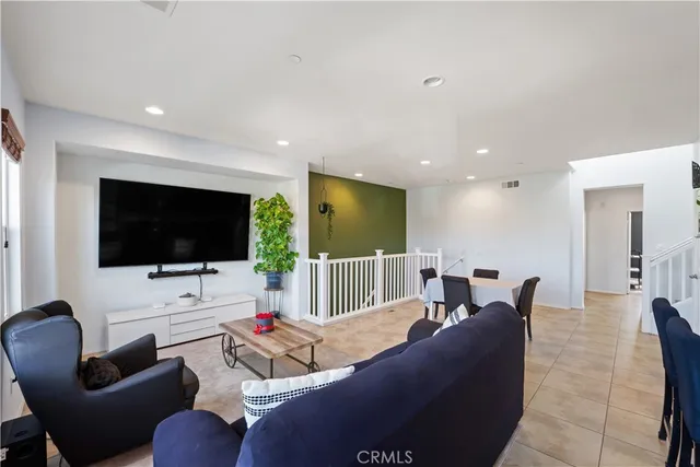 $750,000 | 3108 North Oxnard Boulevard, Oxnard, CA 93036