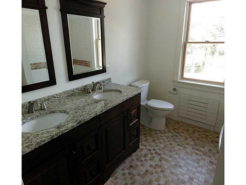 15 Old River Road Barrington, RI 02806 - Photo 15 of 24 Bathroom.