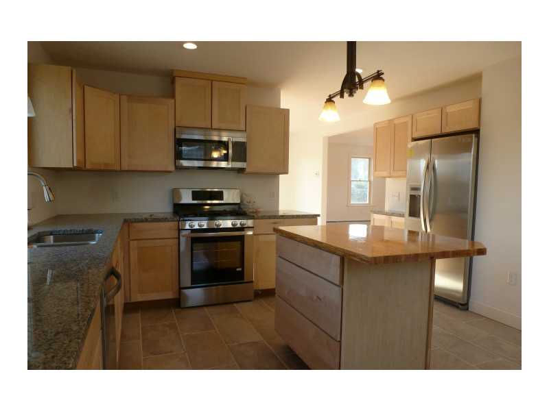 15 Old River Road Barrington, RI 02806 - Photo 5 of 24 Kitchen.