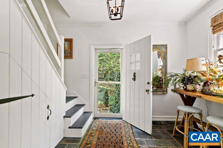 123 Cameron Lane Charlottesville, VA 22903 - Photo 2 of 43 a view of entryway with furniture and rug