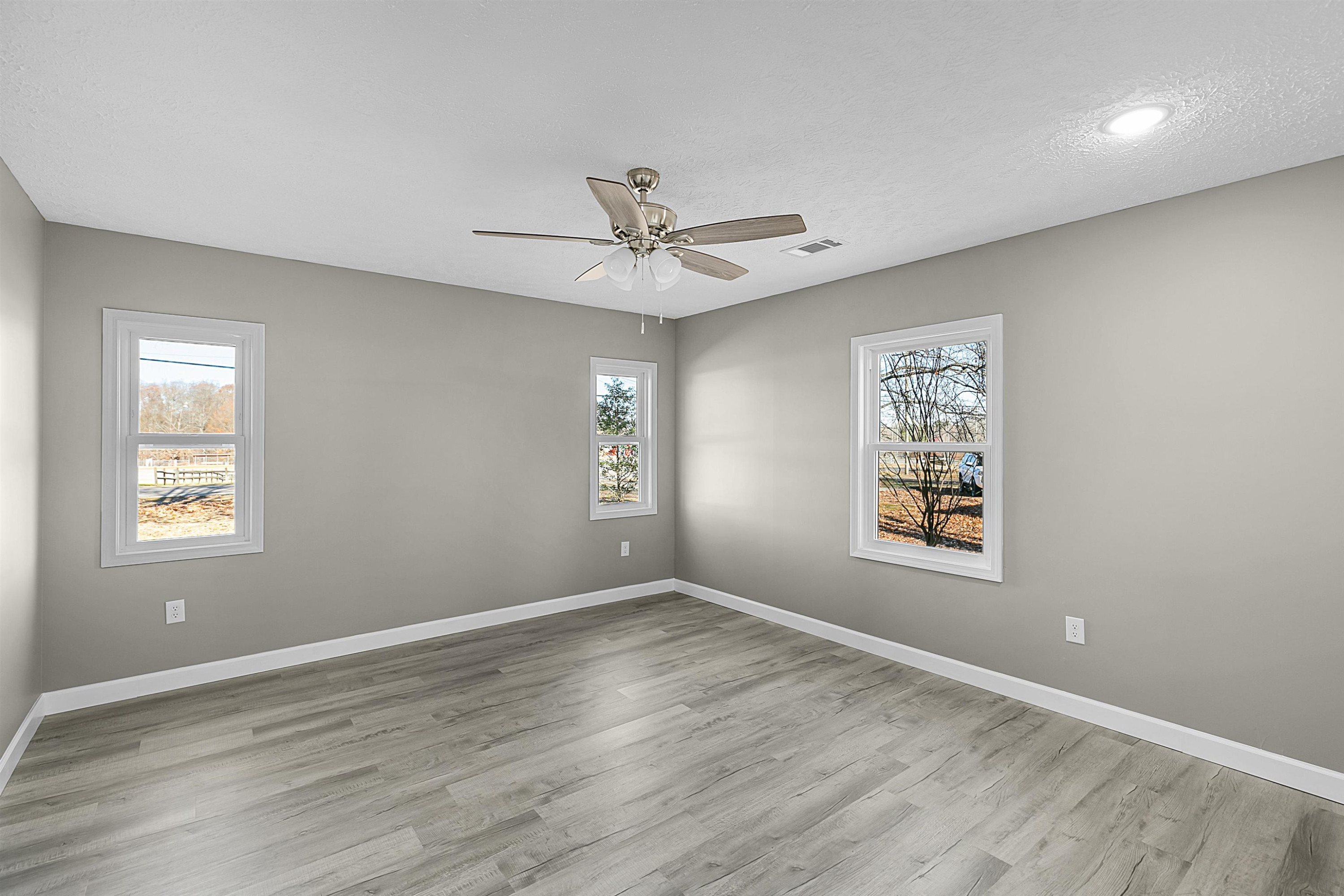 1676 Westover Road Jackson, TN 38301 - Photo 11 of 22 Photo 11