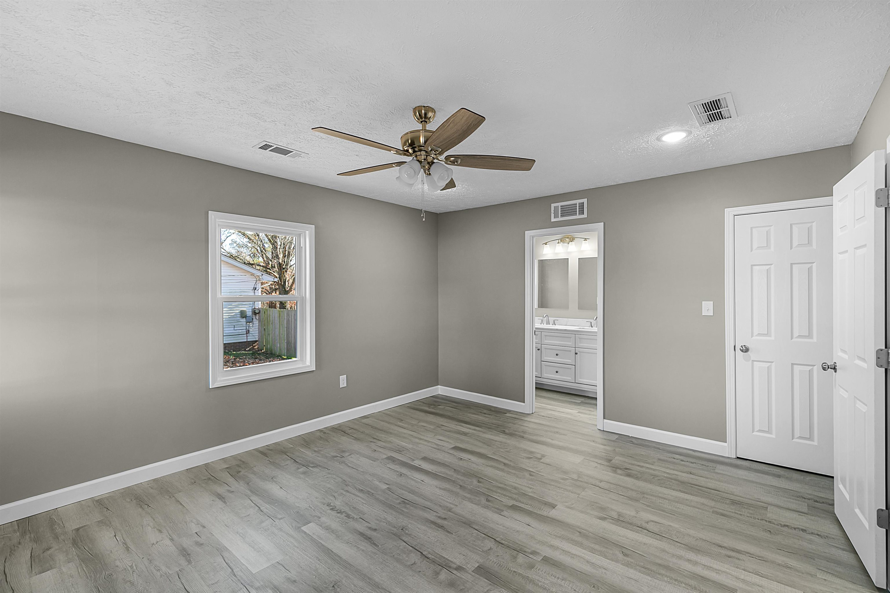 1676 Westover Road Jackson, TN 38301 - Photo 12 of 22 Photo 12