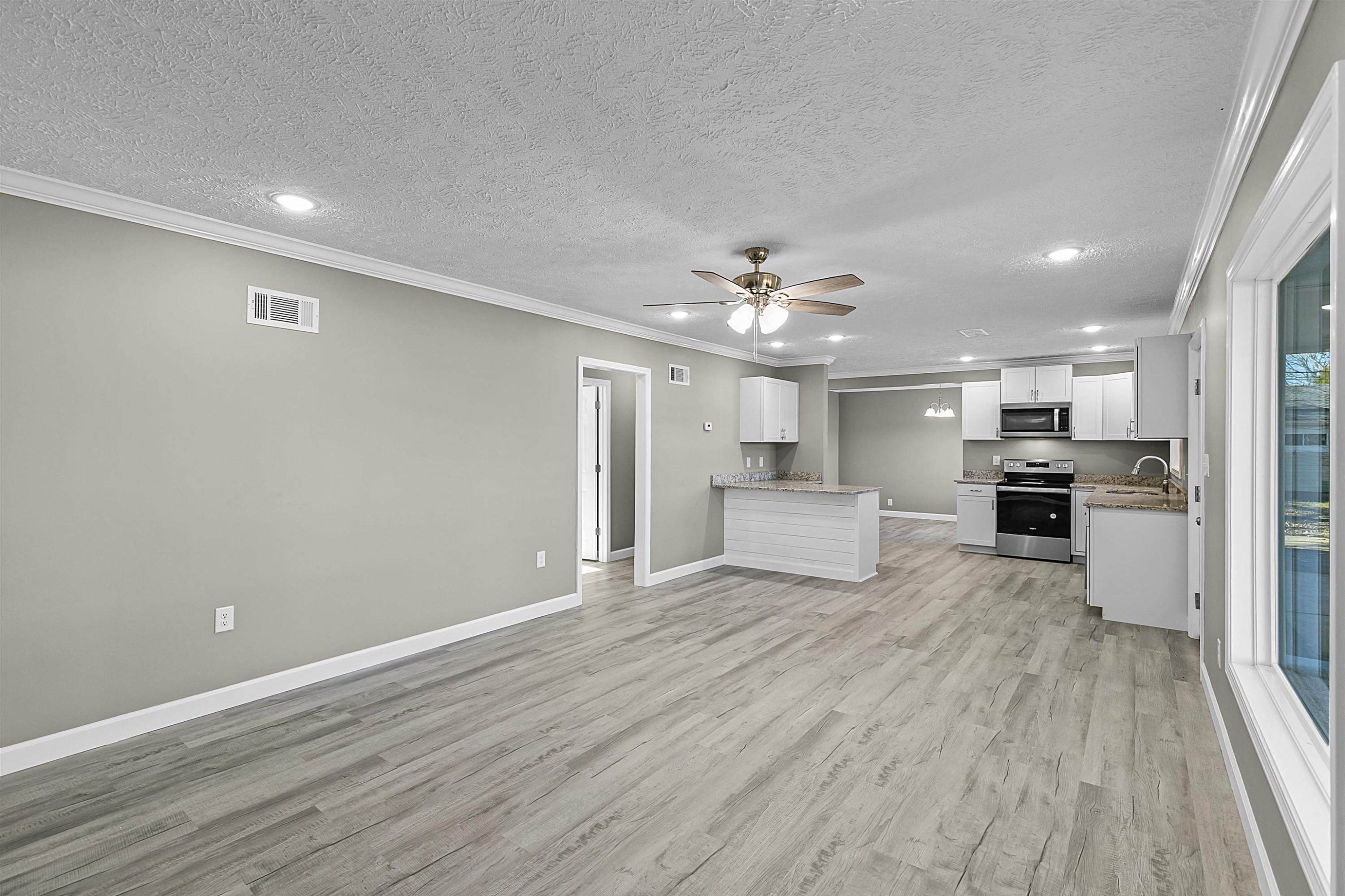 1676 Westover Road Jackson, TN 38301 - Photo 9 of 22 Photo 9
