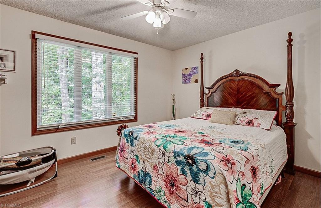 3269 Earnhardt Road Sophia, NC 27350 - Photo 14 of 34