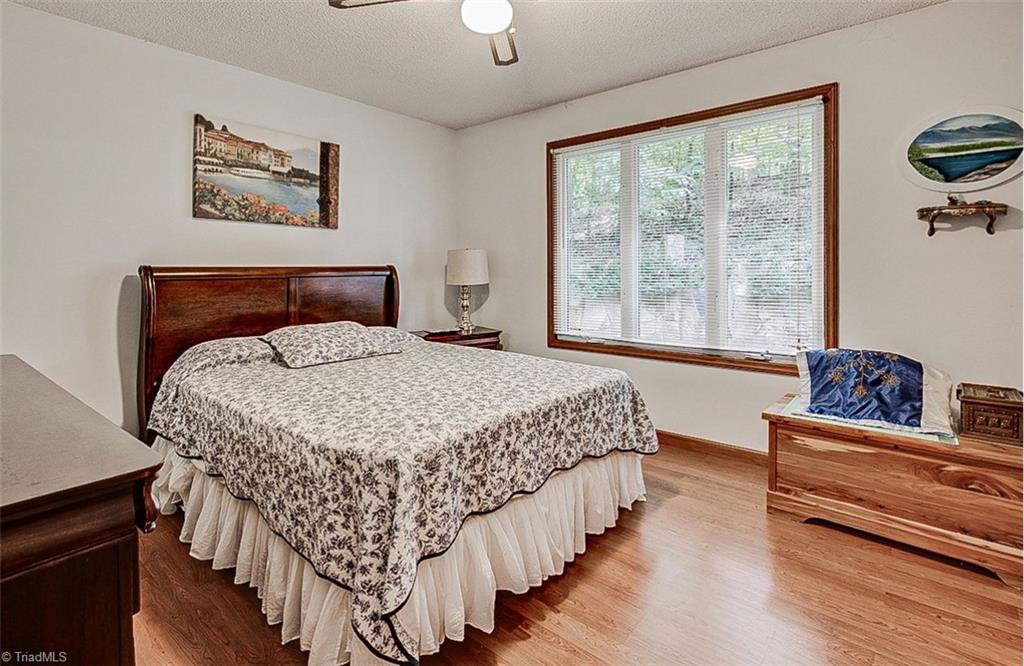 3269 Earnhardt Road Sophia, NC 27350 - Photo 15 of 34