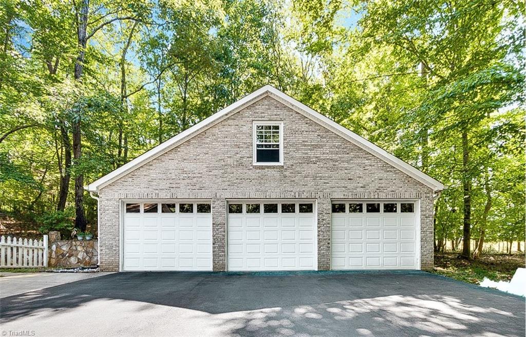 3269 Earnhardt Road Sophia, NC 27350 - Photo 19 of 34