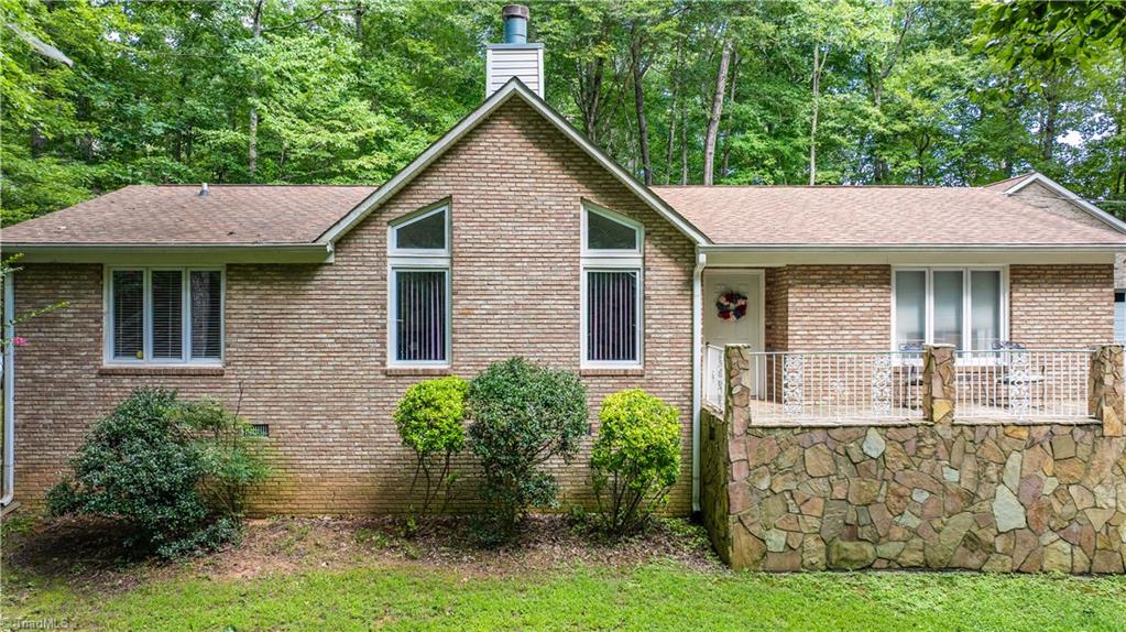 3269 Earnhardt Road Sophia, NC 27350 - Photo 3 of 34