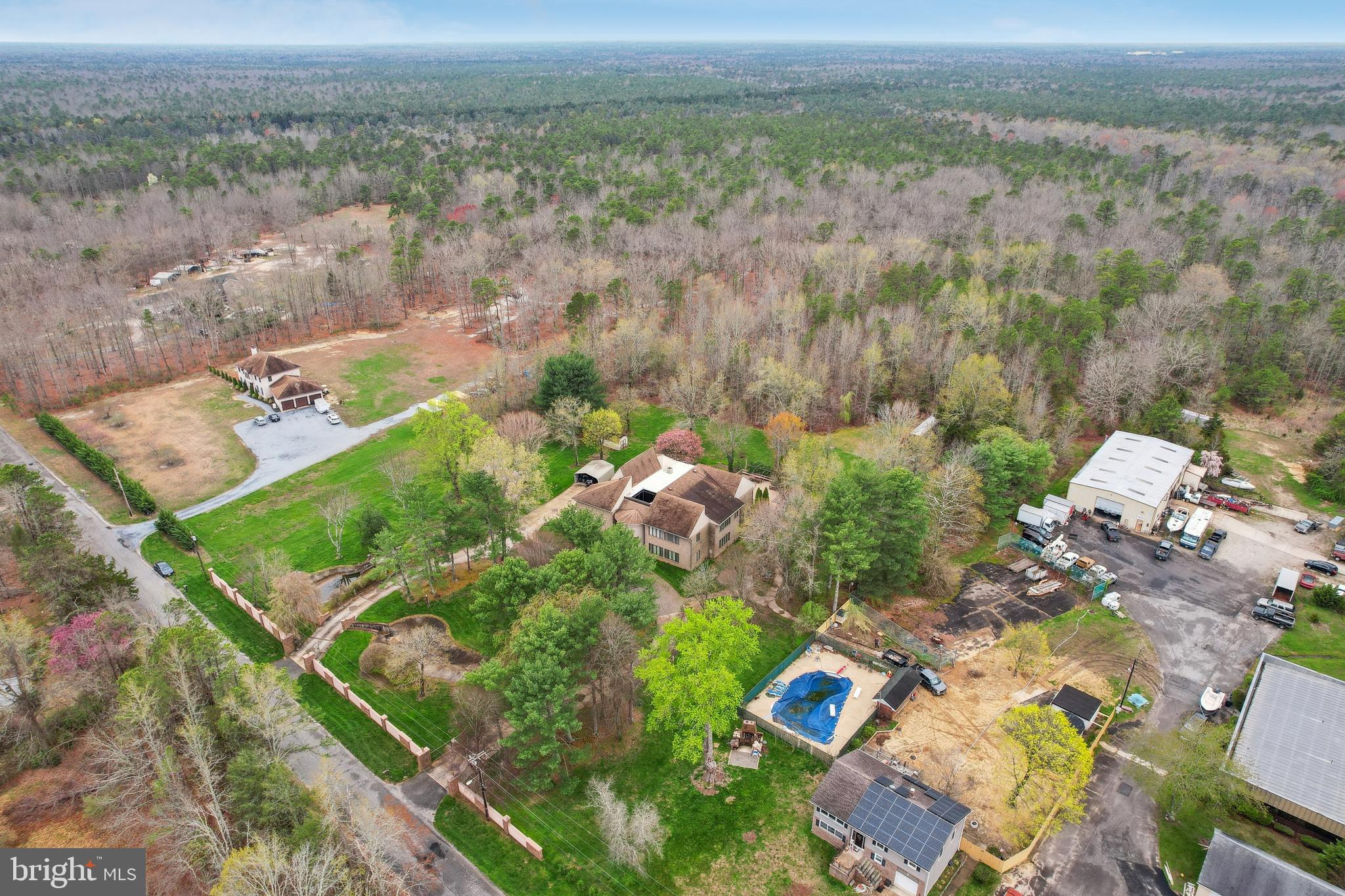 27 Cannon Range Road Milmay, NJ 08340 - Photo 23 of 95 an aerial view of multiple house