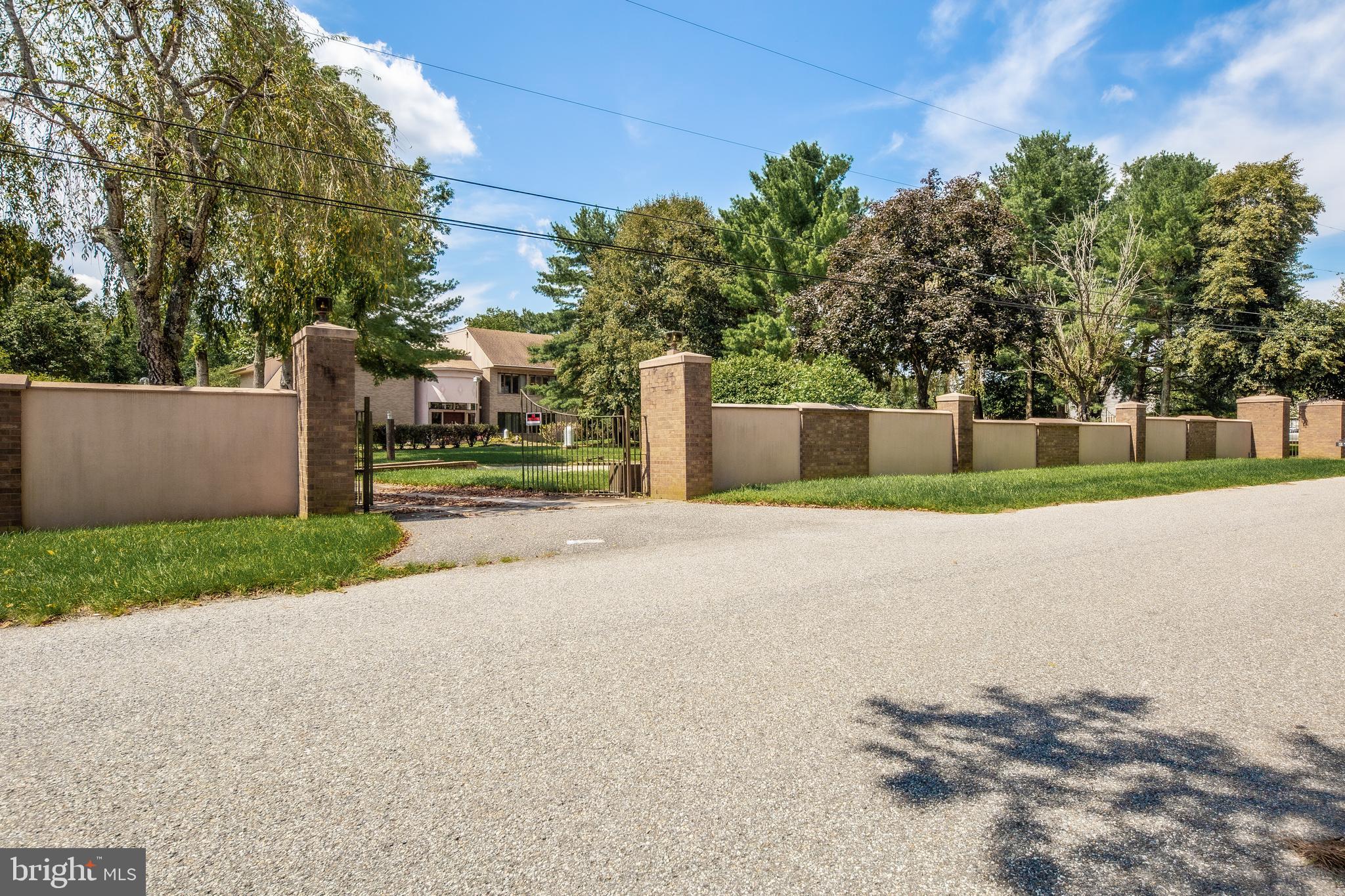 27 Cannon Range Road Milmay, NJ 08340 - Photo 27 of 95 a front view of a house with a yard and trees