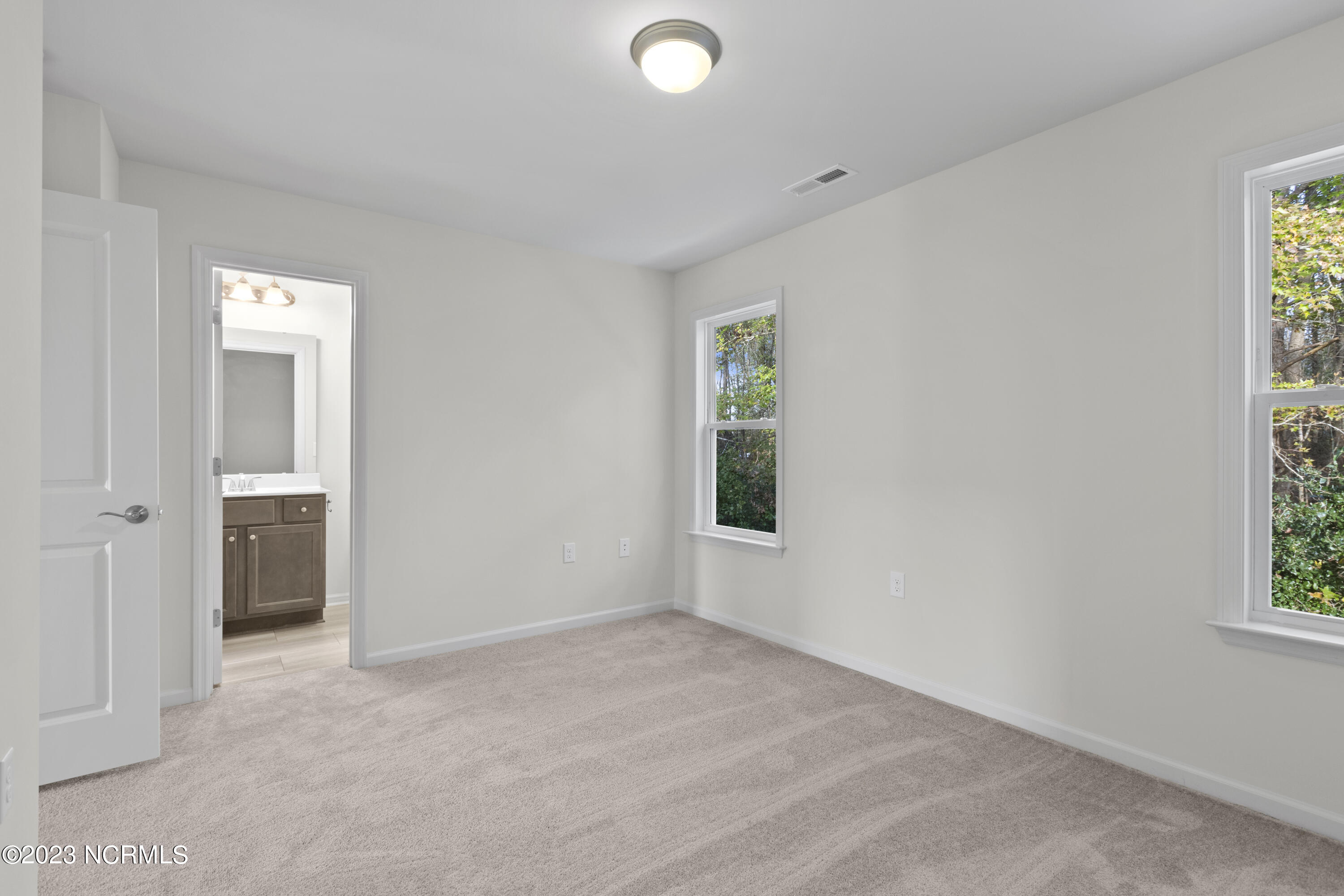 463 Sullivan Loop Road Midway Park, NC 28544 - Photo 17 of 19 IMG_2419