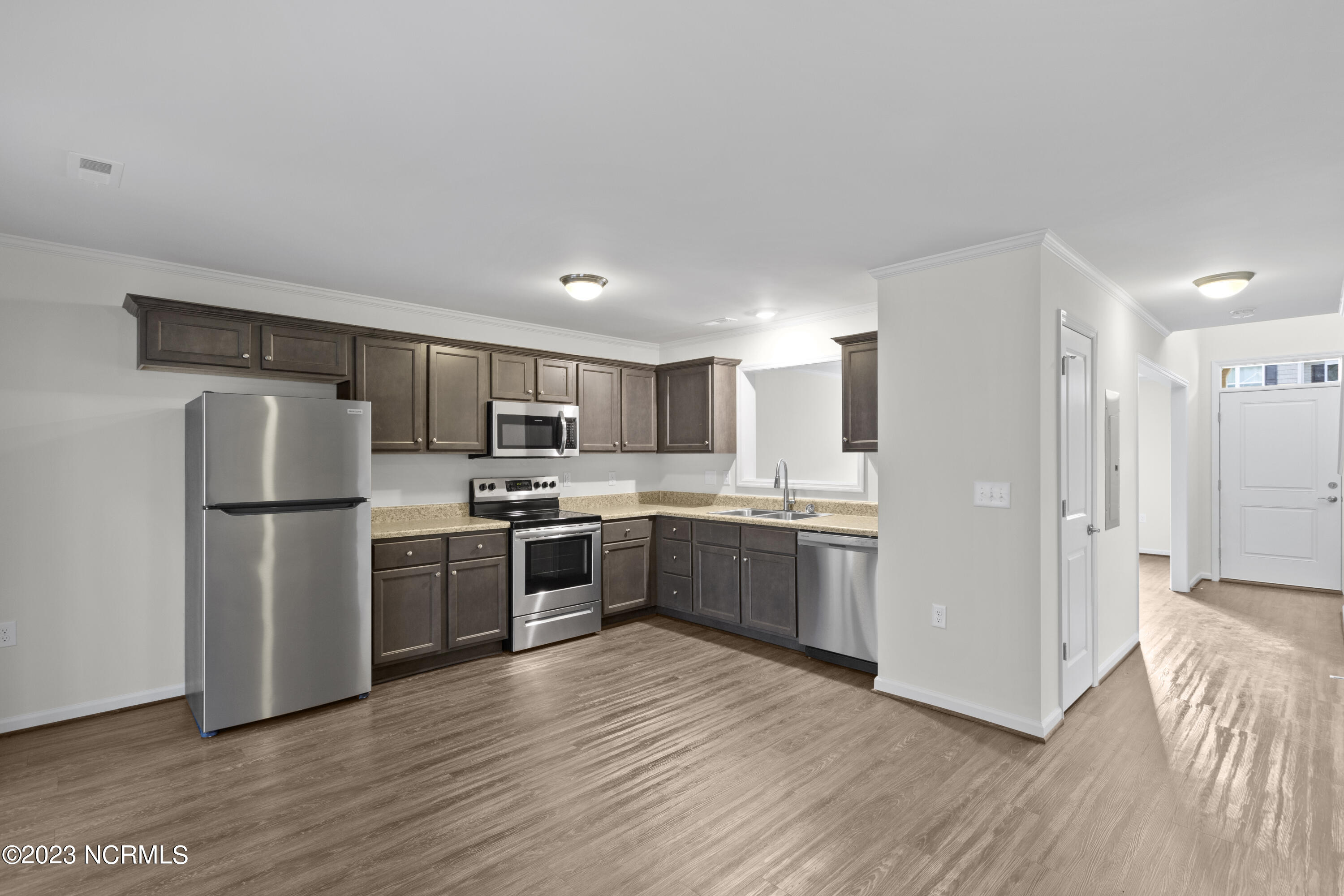 463 Sullivan Loop Road Midway Park, NC 28544 - Photo 6 of 19 IMG_2385