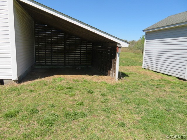 15212 Wilkinson Road Dinwiddie, VA 23841 - Photo 11 of 46