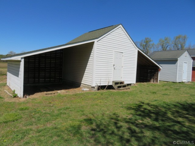 15212 Wilkinson Road Dinwiddie, VA 23841 - Photo 10 of 46 a view of house with backyard