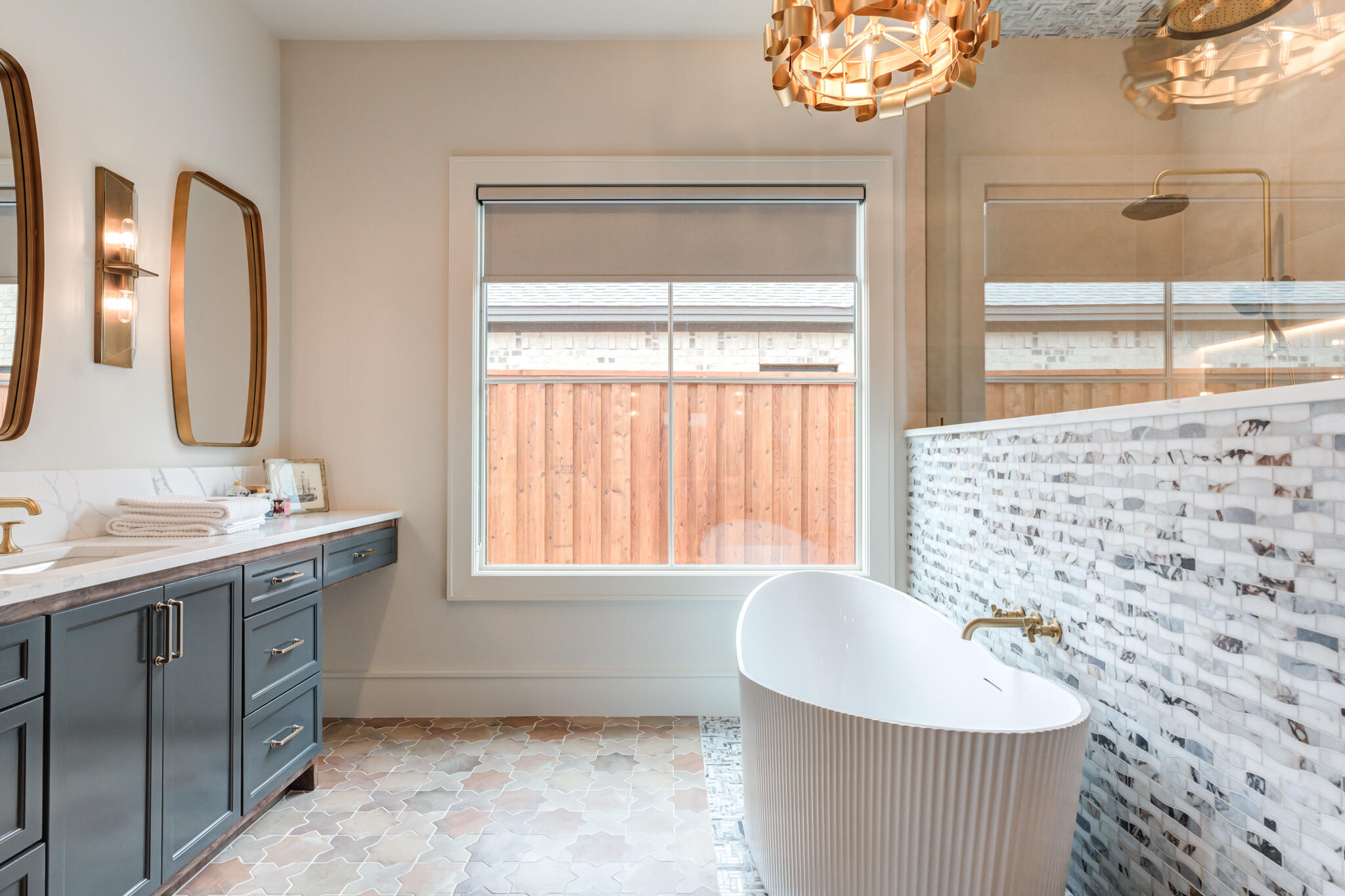 4510 Zadar Avenue Lubbock, TX 79407 - Photo 67 of 142 4150-Zadar-Ave_Lubbock-TX_81_Primary-Bat