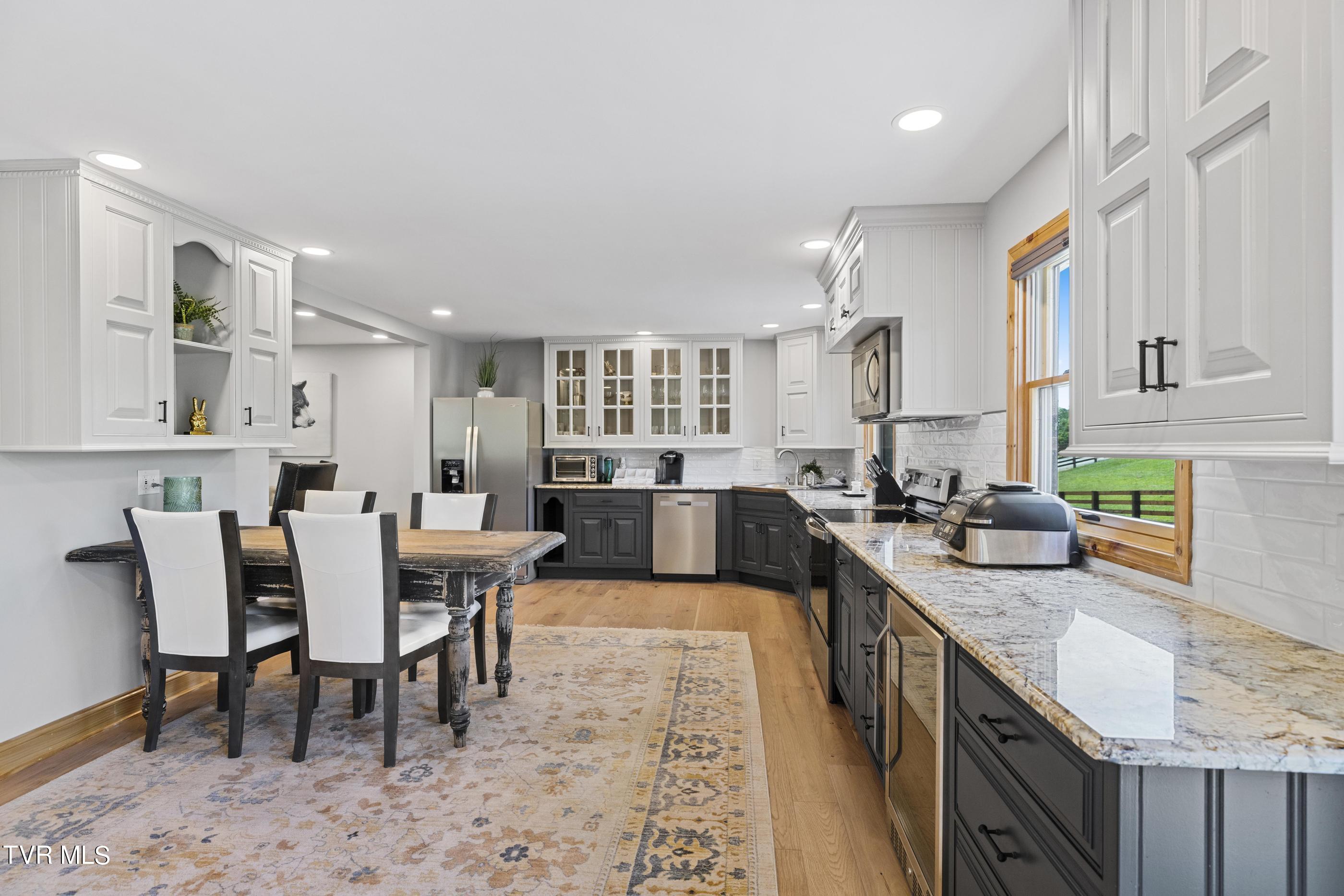 1934 Dry Hill Road Butler, TN 37640 - Photo 17 of 48 2R9A0391