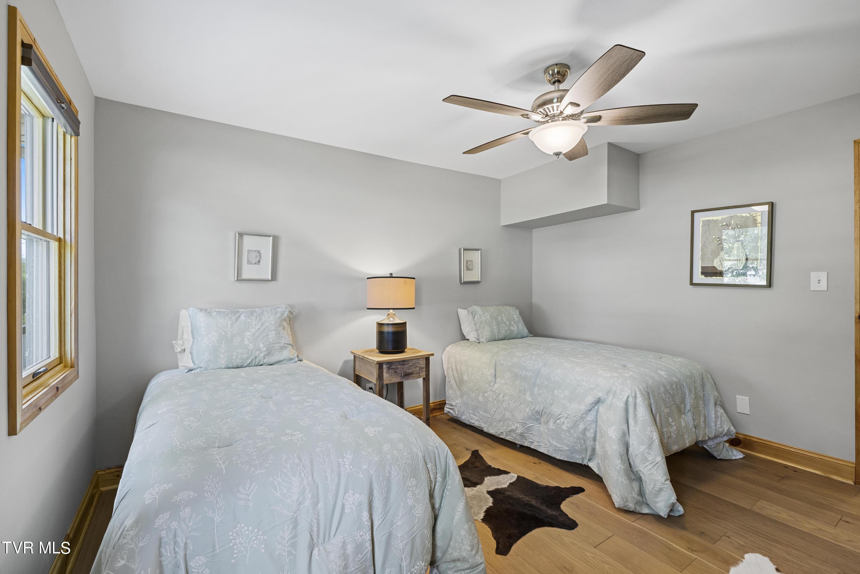 1934 Dry Hill Road Butler, TN 37640 - Photo 35 of 48 2R9A0501