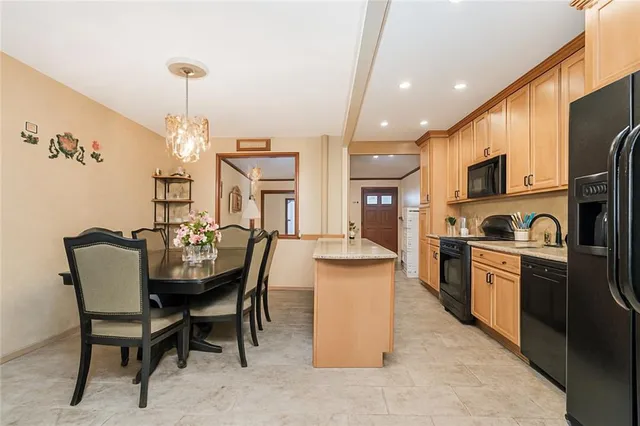 $948,888 | 1646 72nd Street | Bensonhurst