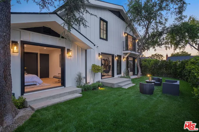 $17,250 | 12672 Stanwood Drive, Los Angeles, CA 90066