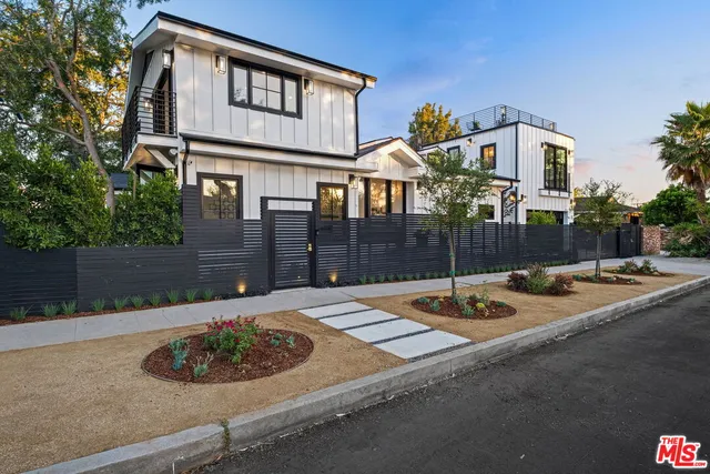 $17,250 | 12672 Stanwood Drive, Los Angeles, CA 90066