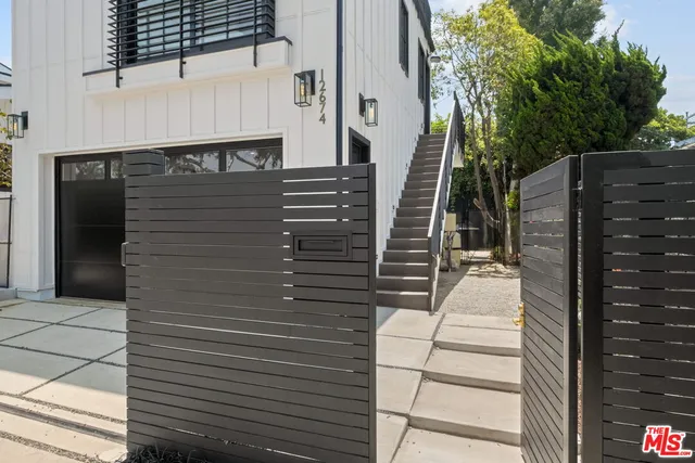 $17,250 | 12672 Stanwood Drive, Los Angeles, CA 90066