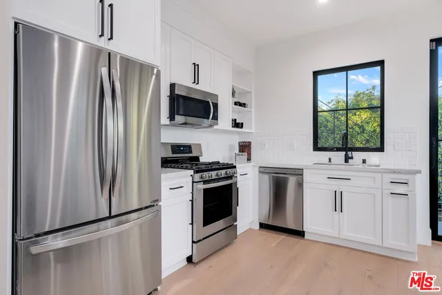 $17,250 | 12672 Stanwood Drive, Los Angeles, CA 90066