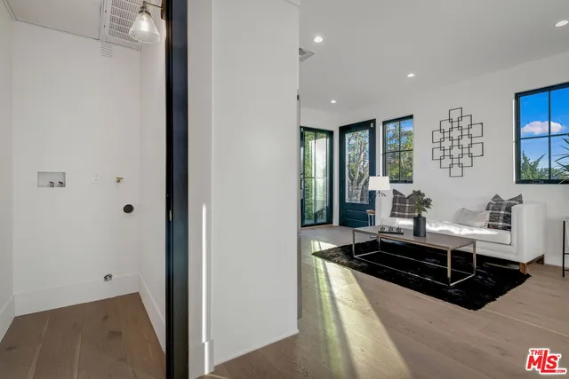 $17,250 | 12672 Stanwood Drive, Los Angeles, CA 90066