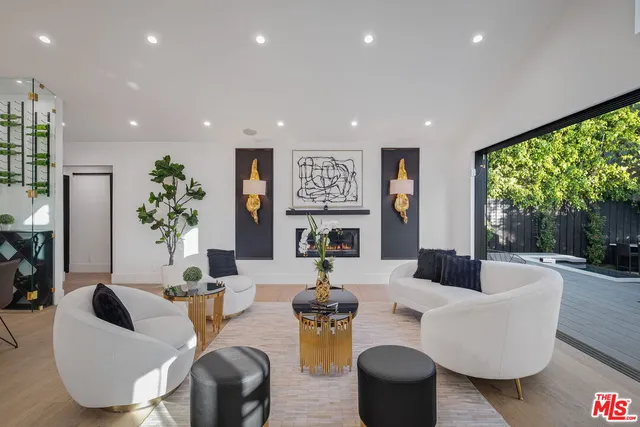 $17,250 | 12672 Stanwood Drive, Los Angeles, CA 90066