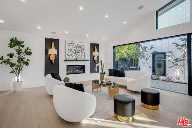 $17,250 | 12672 Stanwood Drive, Los Angeles, CA 90066