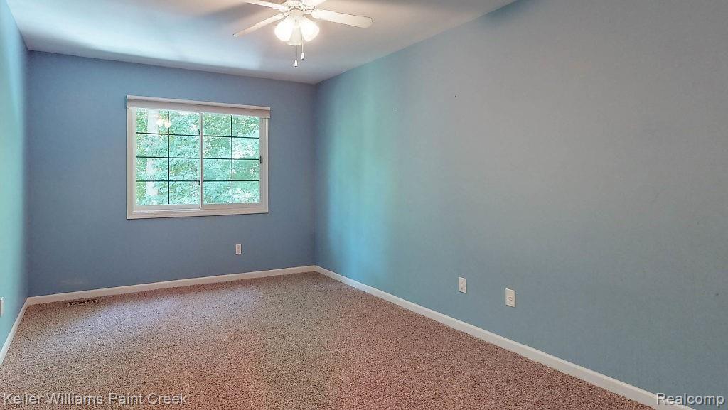 1627 Wakefield Court Rochester Hills, MI 48306 - Photo 23 of 35