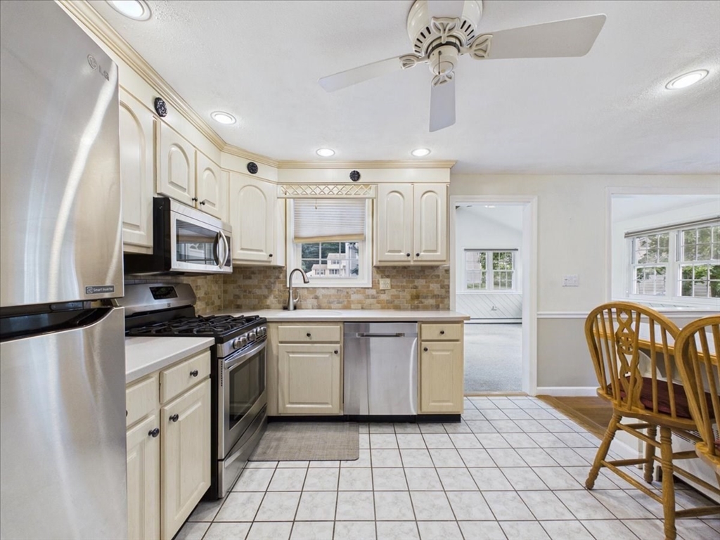 4 Anna Drive Canton, MA 02021 - Photo 15 of 29