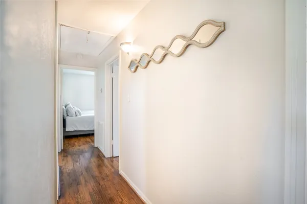 a view of a walk in closet