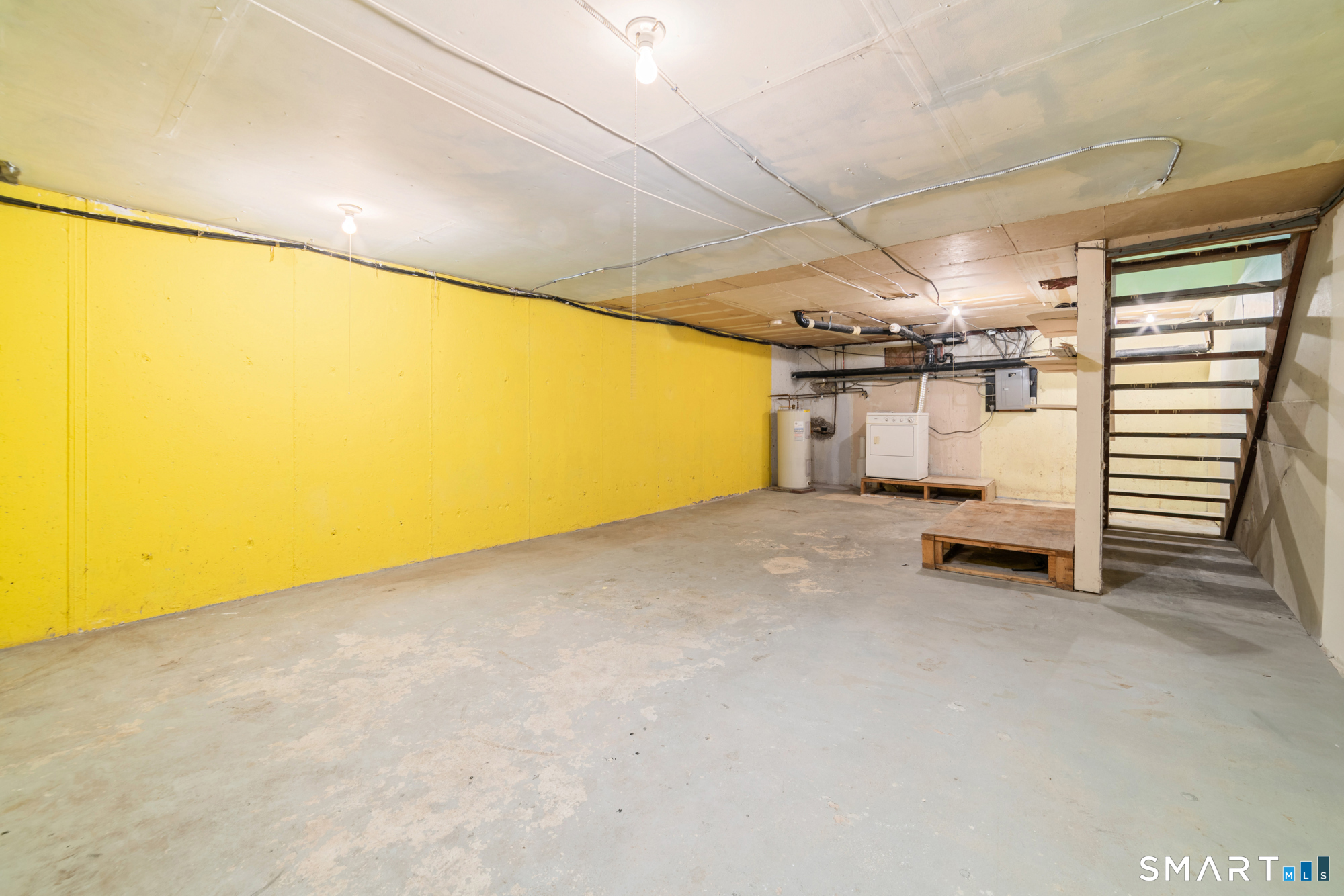 55 Porter Avenue, Unit 6E Naugatuck, CT 06770 - Photo 22 of 29 a view of a garage